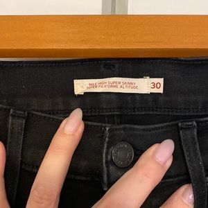 Levi’s Mile High Super Skinny